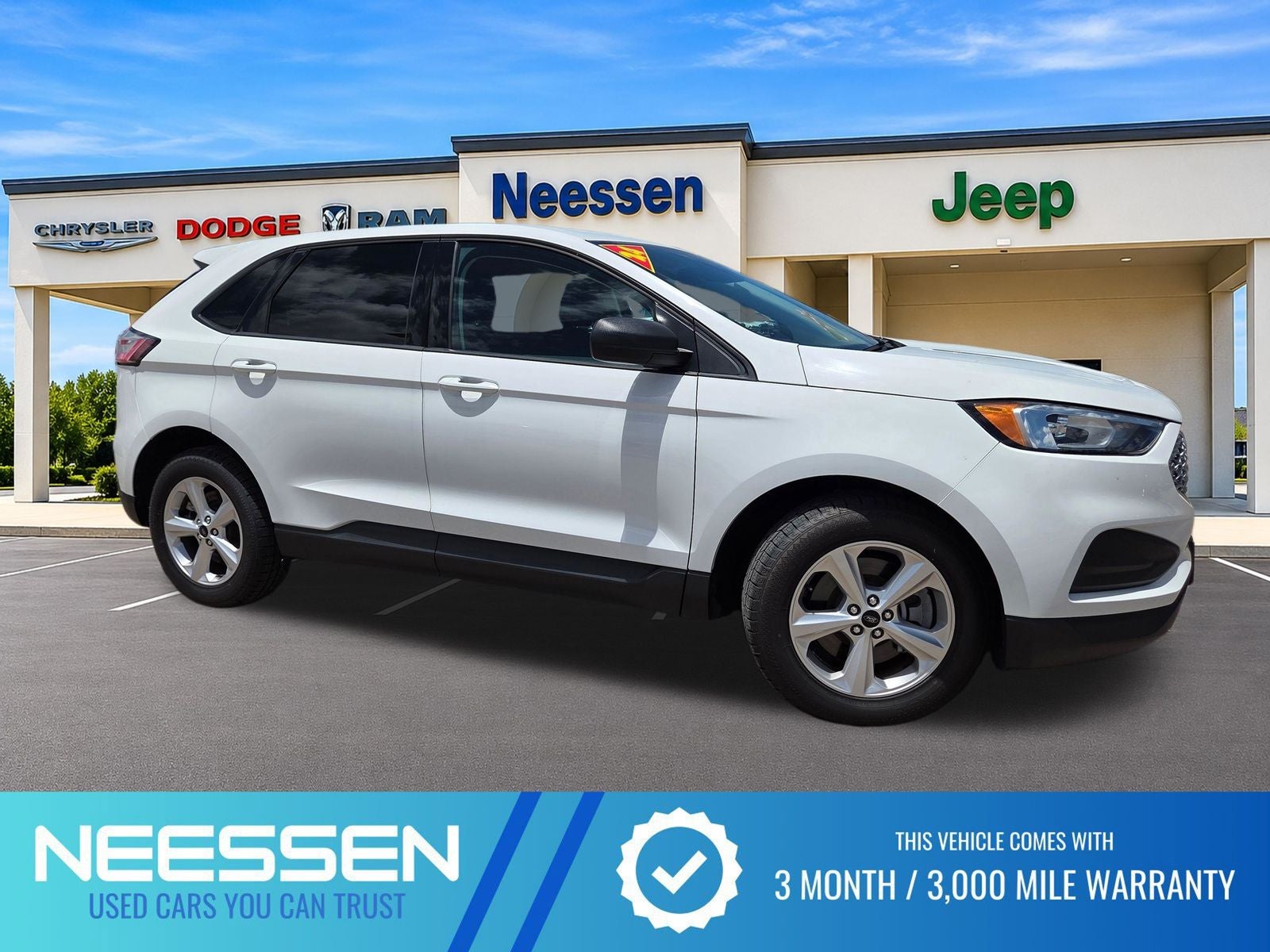 2024 Ford Edge SE in Oxford White — front three-quarter view