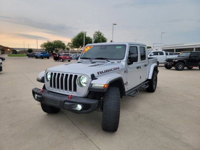 2022 Jeep Gladiator — rear three-quarter view