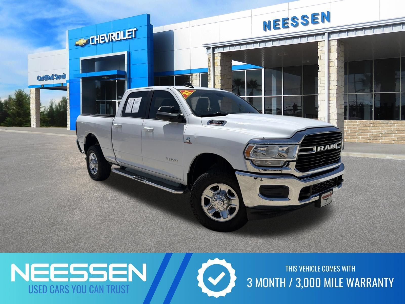 2021 RAM 2500 Big Horn in Bright White Cl — front three-quarter view